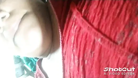 Hot bhabhi ki Desi chuchi rasgulle wali