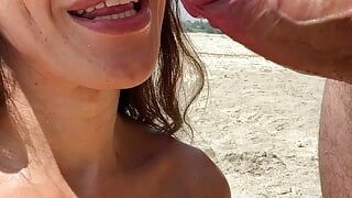DiGiMon Versão europeia de verão no rio chupando seu namorado até o leite esguichar em sua boca