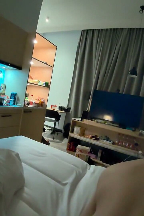 POV Teen Tinyemmade in a Hotel Room, Pussy Licked and Fucked with Bukkake