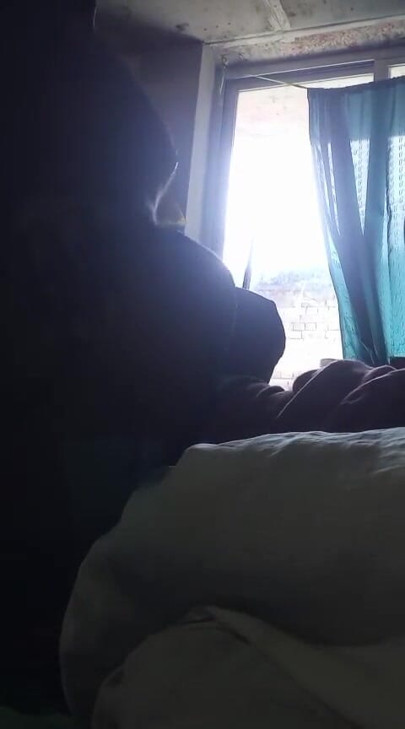 Aunty rubs her pussy after seeing my penis and then takes my penis inside. | Clip 1
