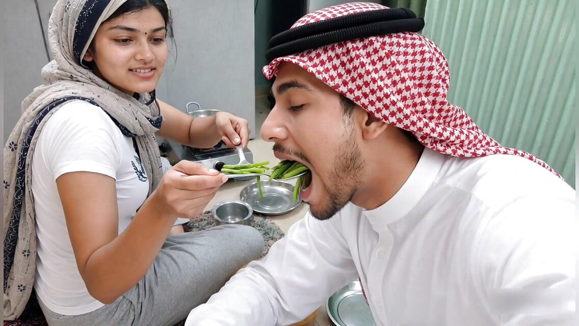 Vidéo romantique de la demi-sœur arabe Kichan !