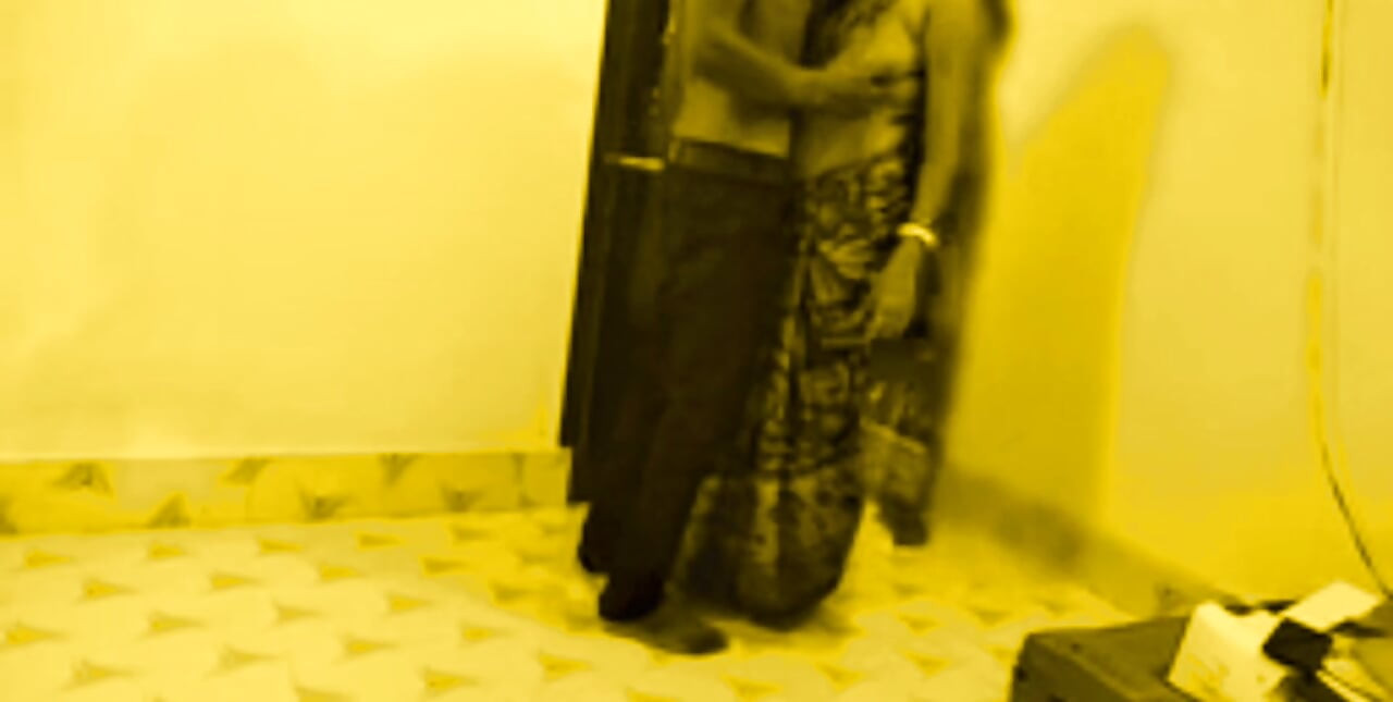 I went to Hot bhabhi’s house during Rainy vacation and enjoyed a lot with my lovely bhabhi,