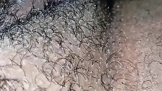 Mengisap memek berkeringat orang beriman yang sudah menikah setelah layanan