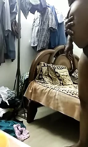 Desi South Aunty Handjob and Ass Grope