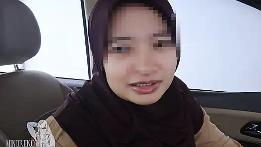 Murid (18+) BerJilbab Ngentot Di Mobil Demi Upgrade Handphone Yang Lagi Viral - Minokiiko