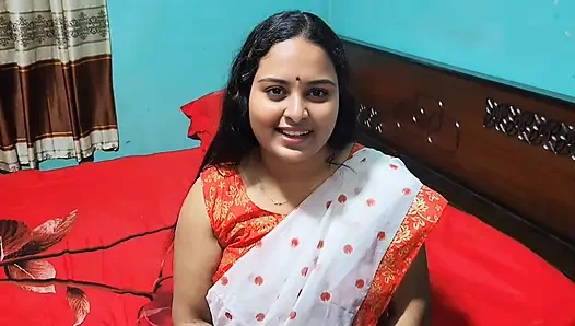 Босс трахнул меня, пока говорил о покупках