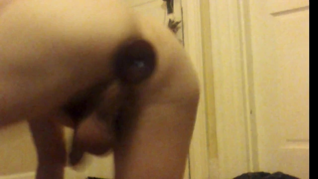 Darrin Using a Butt plug