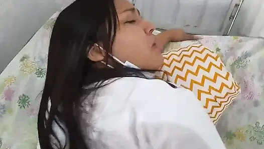 Keilimar üvey babasıyla sikişiyor!