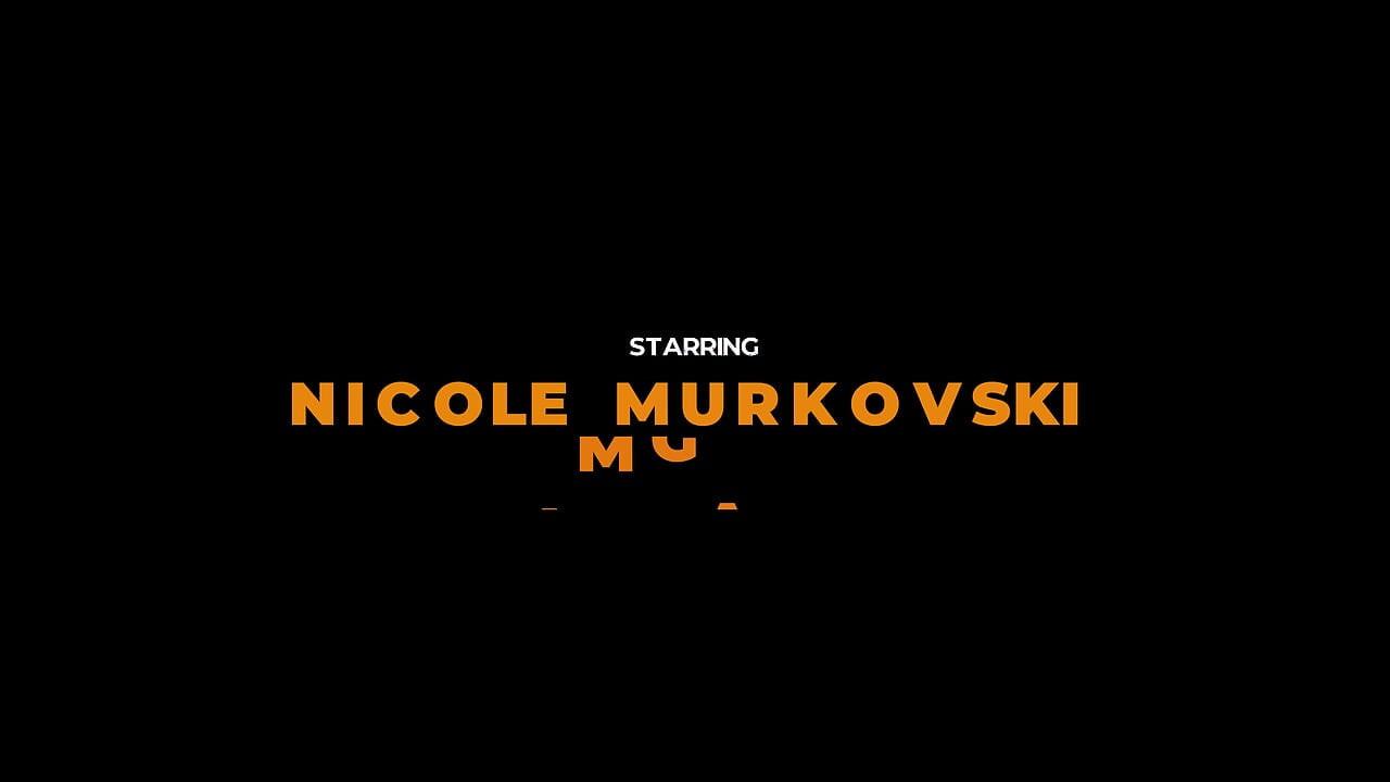 Fleksibel gymnast Nicole Murkovski knullet hardt i sprø stillinger