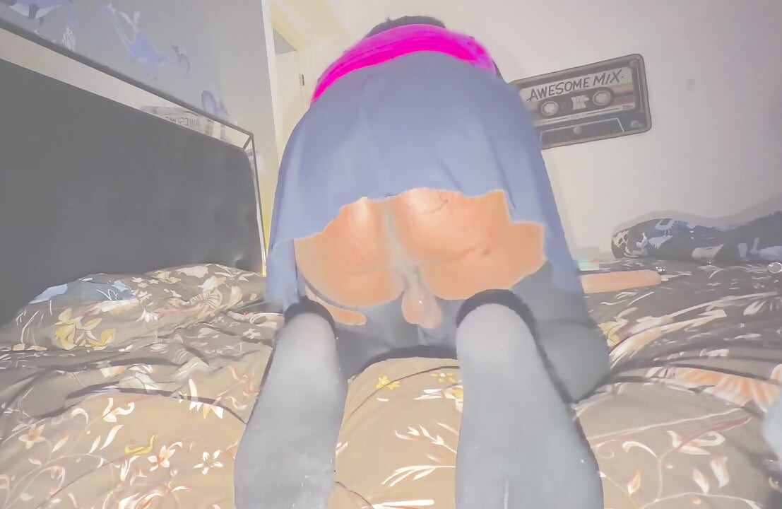 Stretching Asshole