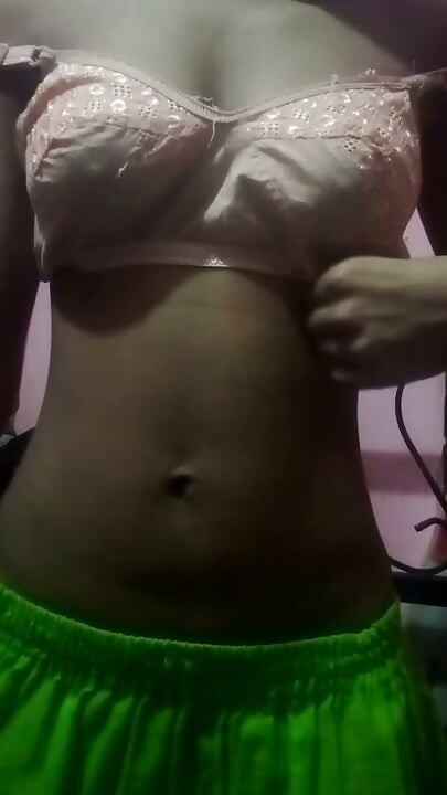 18+ Devojka sa fakulteta Xvideos,Desi devojka seks video,novi xxx video