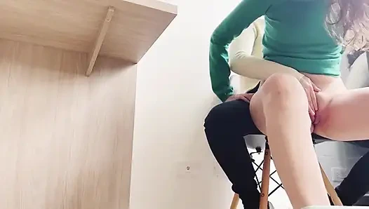 Ich folge meiner lesbischen ex in ihrer neuen wohnung!!