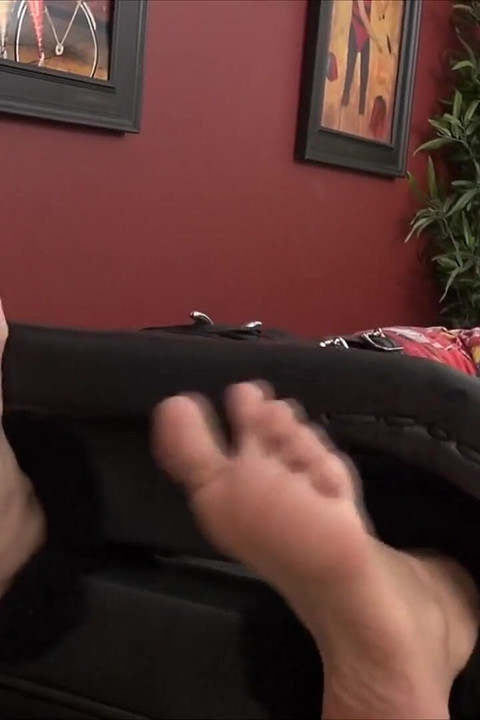 Hot American Dude Is Tickled to Heaven - Pure Gay Tickle Domination! - Dd_761