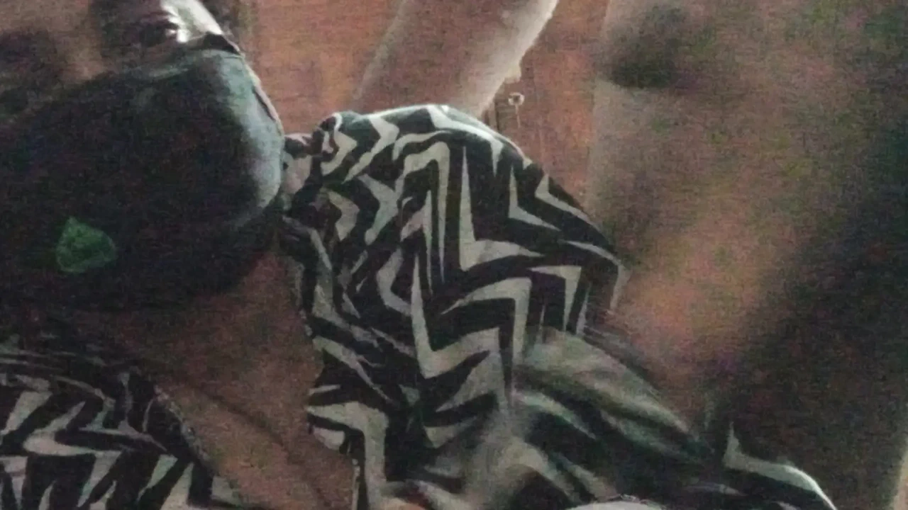 Fuck the hot girlfriend in her house