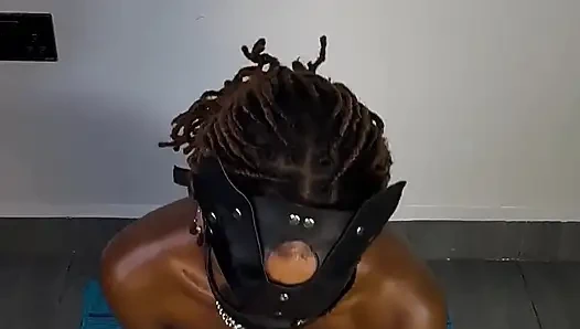 Tenggorokan cewek ini dientot habis-habisan sama yoy