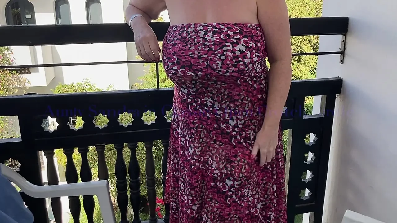 Aunty Sandra in a Stunning Girdle
