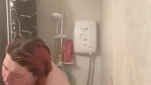 Yanlışlıkla duşta sol telefon