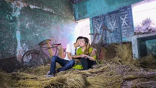 Took my girlfriend to a scary place, fucked her and made her suck my big dick, clear hindi audio