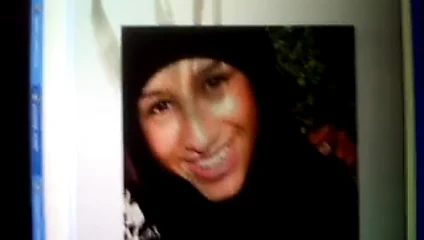 Cumshot haraç için arab sürtük soumiya