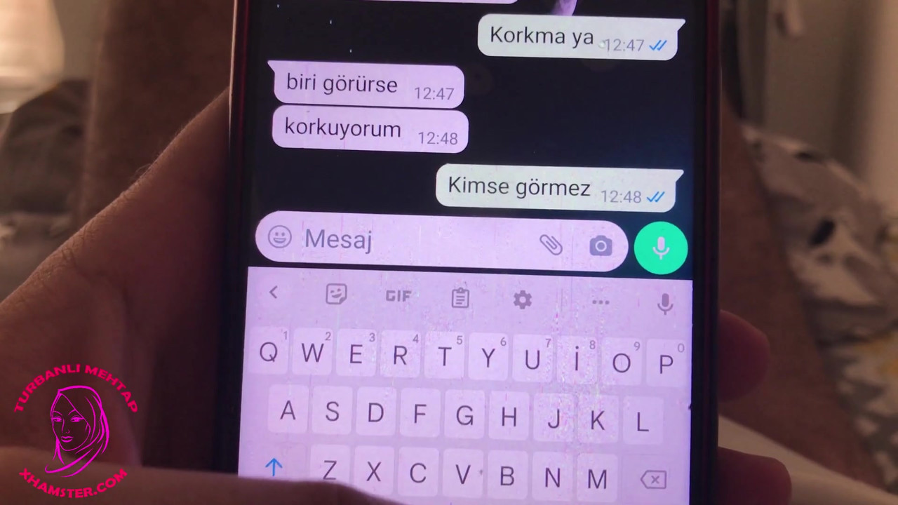 想要欺骗她丈夫的土耳其女人