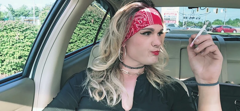 Kylie Babes Smoking Fetish Car Play