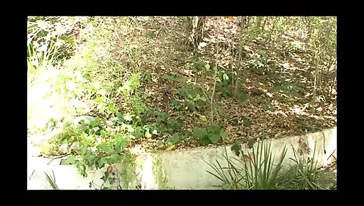 Itu Membuatku Terangsang Melompat Di Penis