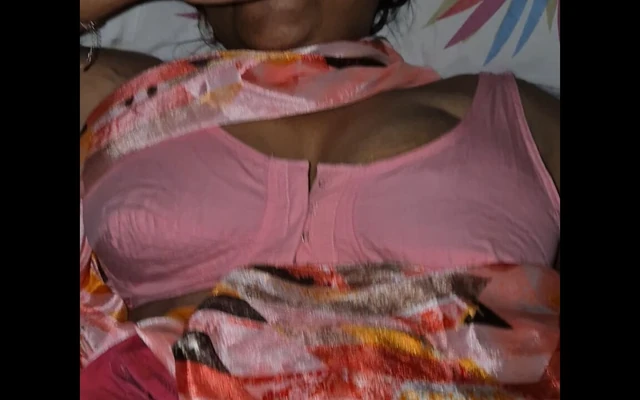 My House Owners Sexy Wife Come to My Room in Midnight for Quick Sex