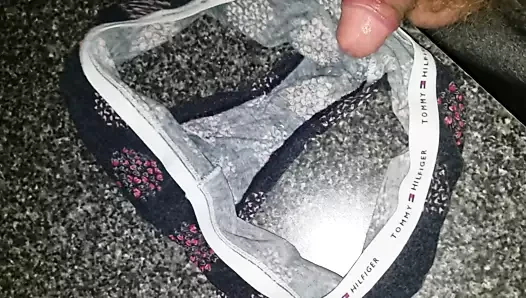 Çamaşır makinesinden çalındı