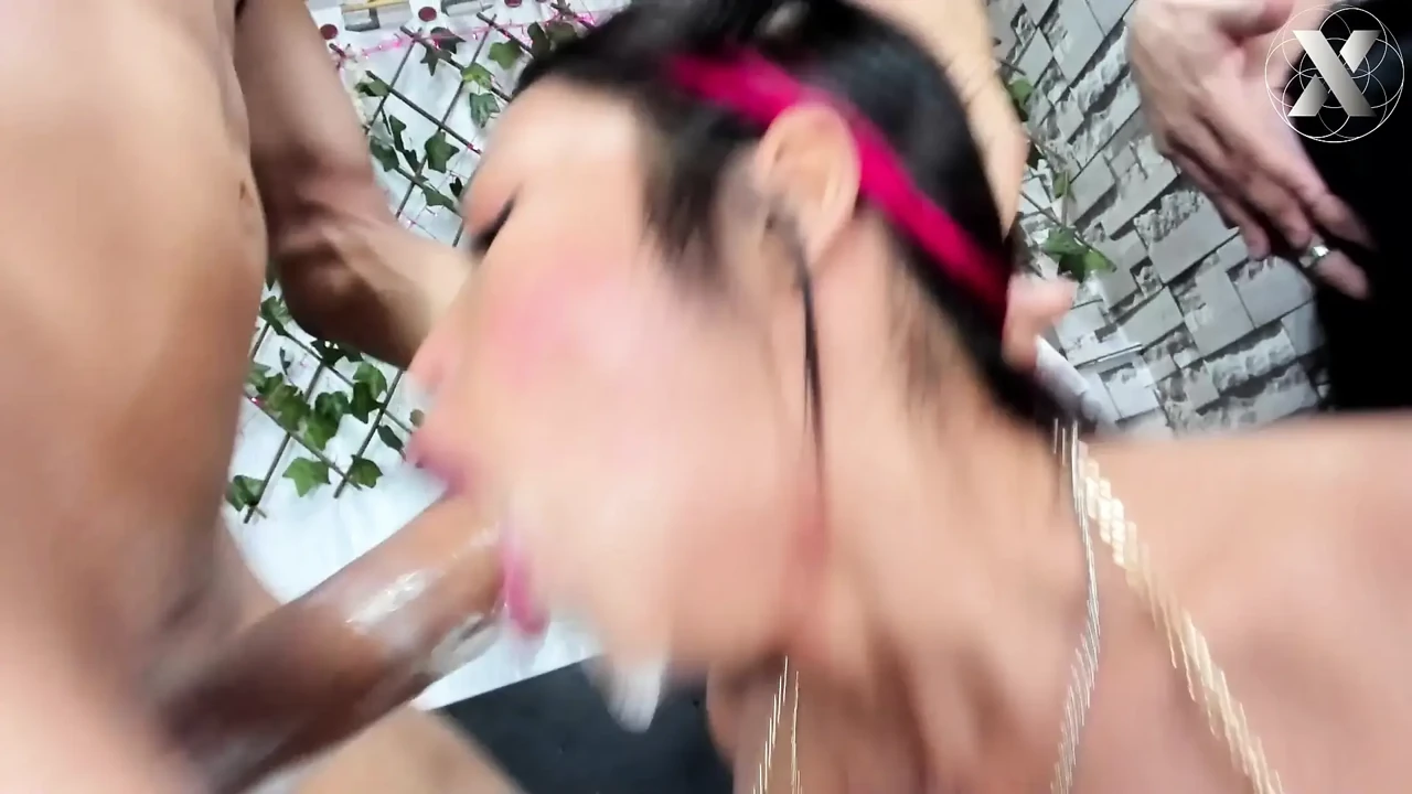 She Worships His Cock Like a Goddess