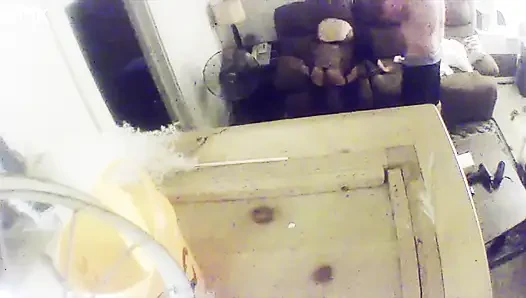 Жена получает кримпай от соседа
