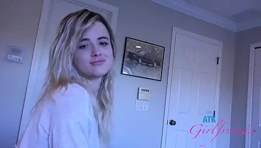 POV session with super hot blnde Nicole Nchols suckin and fucking cum inside her!