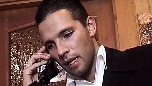 Dört gri kadife cipsle Angelica Bella üretimi