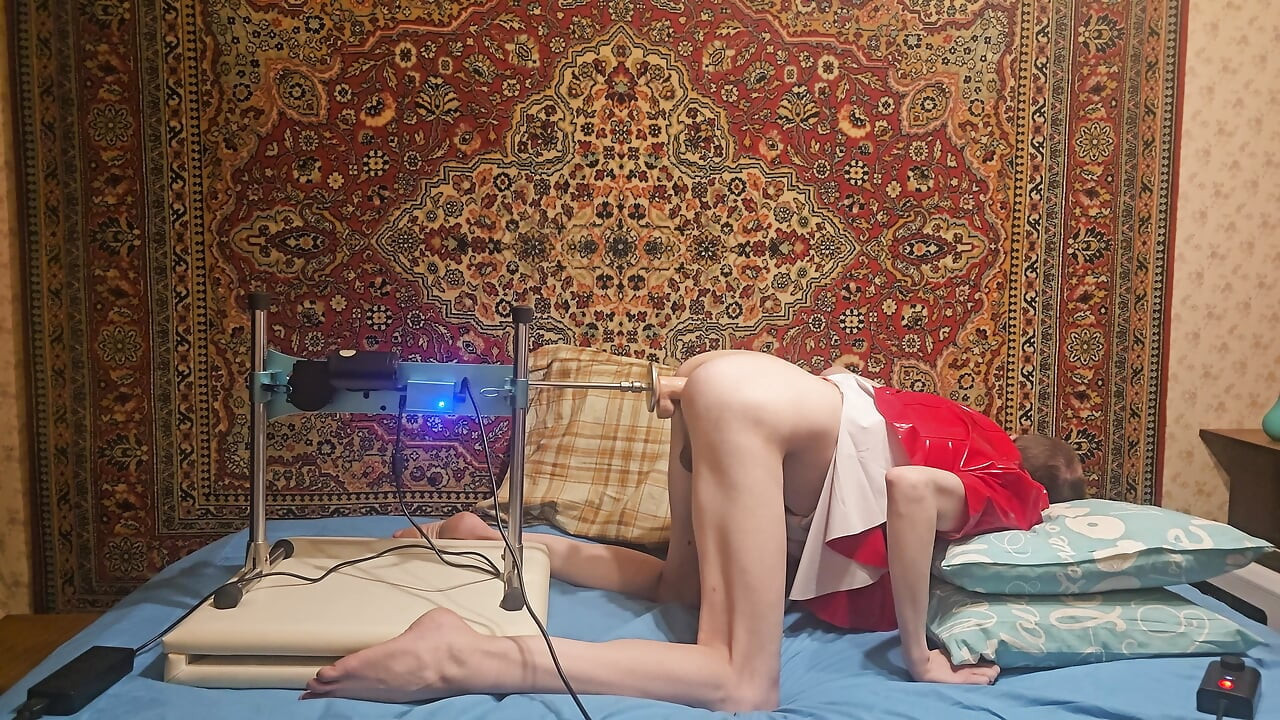 Sasha Earth solo boy cum hands free on a fucking machine homemade amateur