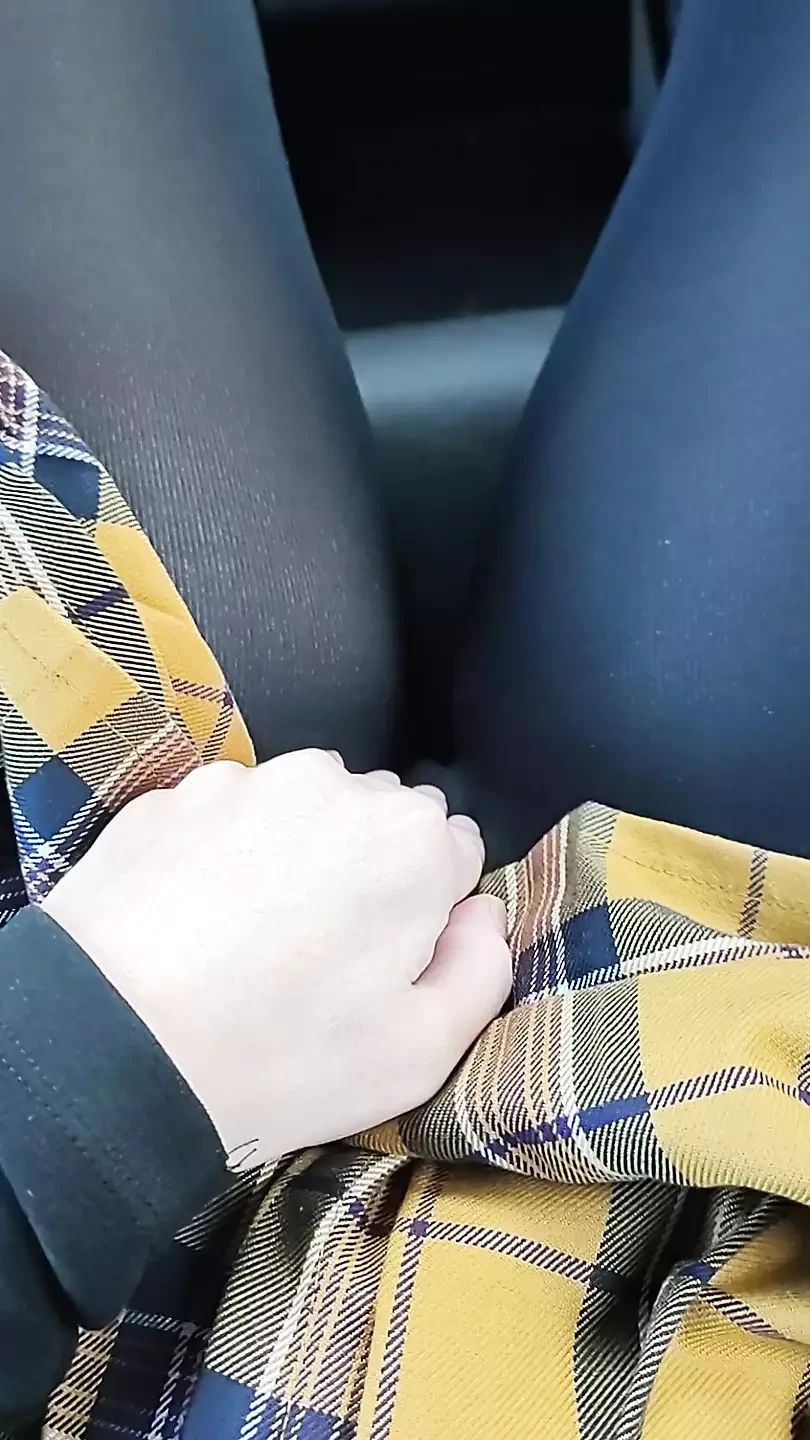 Touching myself in the Uber