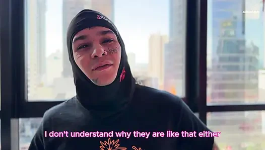 Mein freund hat mich betrogen, also gebe ich dem lieferboten meinen arsch und behalte seinen schwanz bei. Penektomie