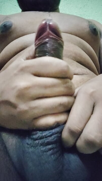 Desi bengali boy huge black cock masturbation with oil close up