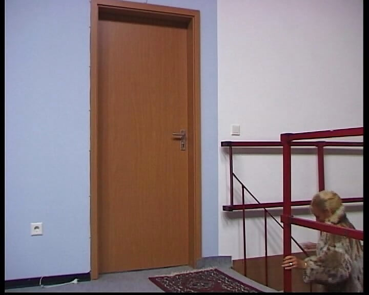 Attractive German MILF in stocking rides BBC before a cumshot