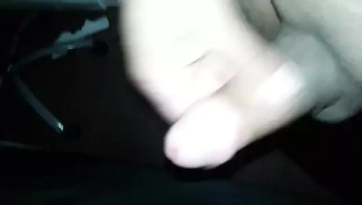 okşayarak benim kesilmemiş horoz