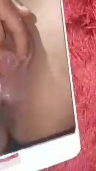 18 Yo Egyptian Sharmota Playing with Her Wet Pussy, Homemade Masturbation Video