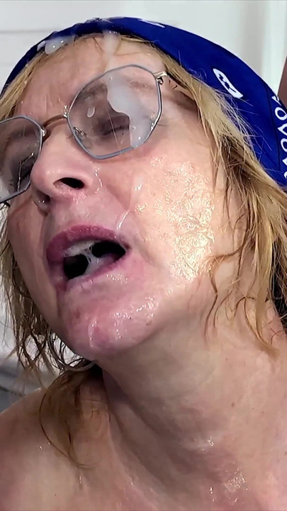 Her First Bukkake Gangbang Experience