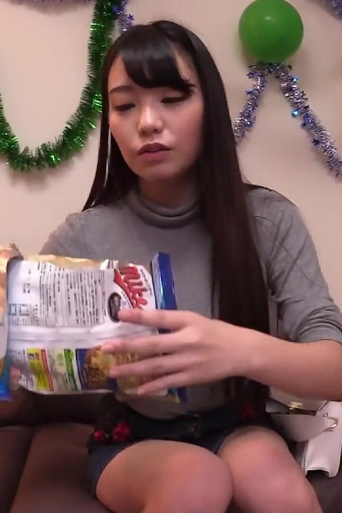 PT5 Picking up lonely girls with no boyfriends on X'mas - Santa costume & naughty presents got me so excited
