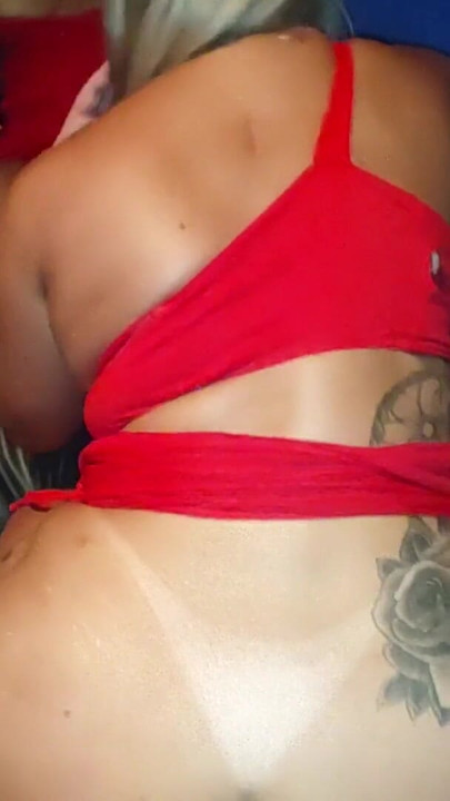 We took Mrs. Claus to see the swing house | Clip 3