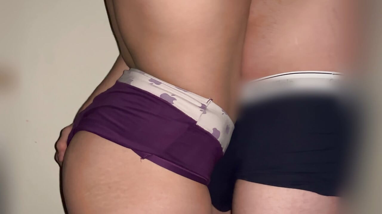 Baiser sa belle-mère japonaise à gros cul comme un bon beau-fils et le meilleur sperme est un bon cadeau de sa part