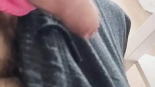 Massage vibration make me cum crazy on kitchen!