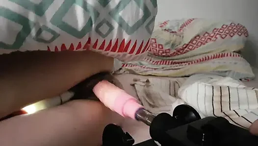 GEIL!!! Von der Machine gefickt.