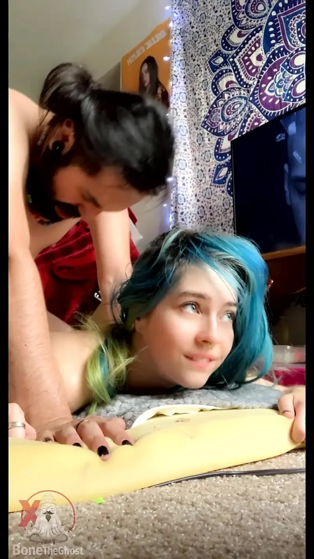 18 Year old VS 31 Year old, I Lost and BUSTED so fast!!!