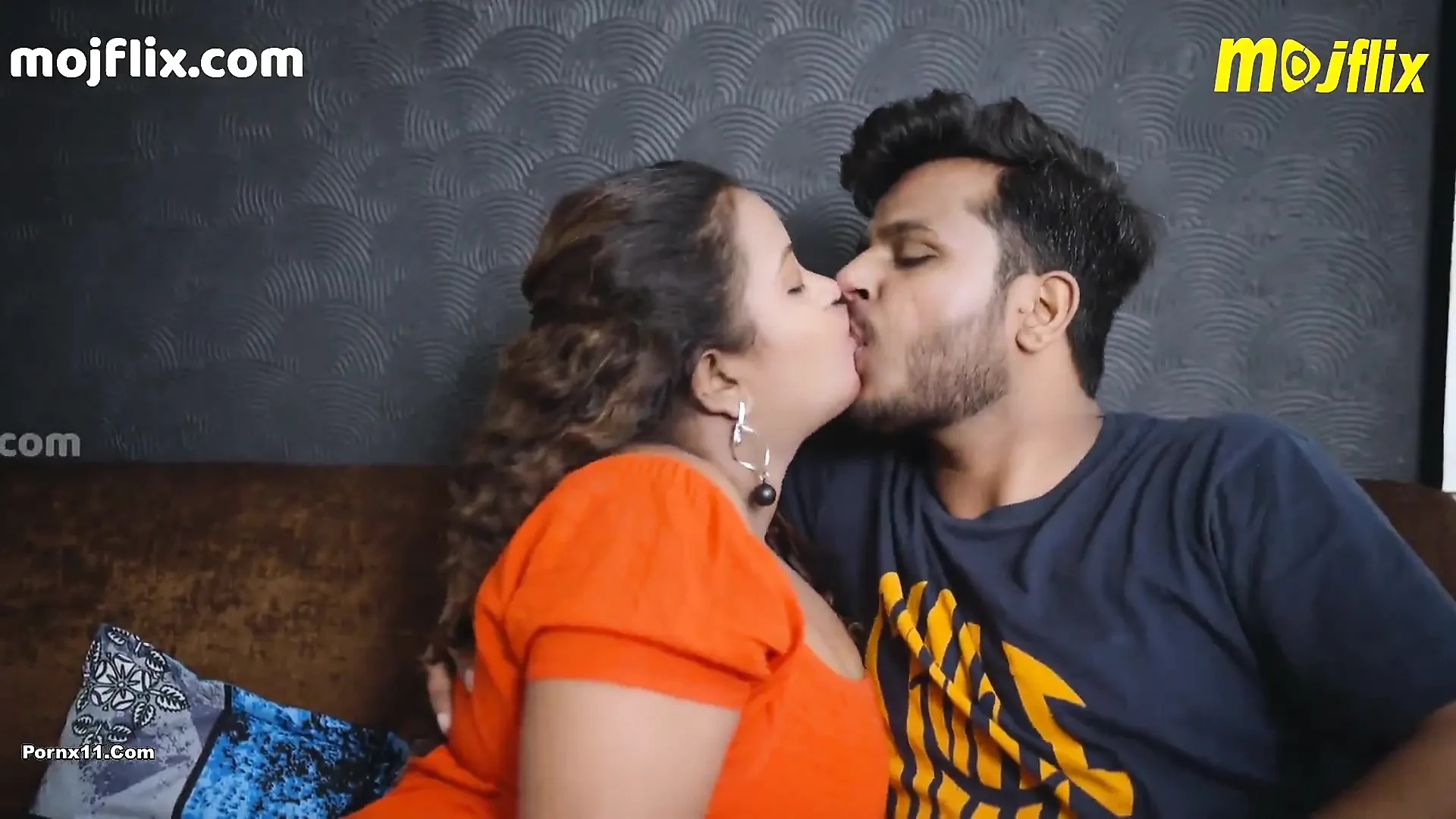 Hot Desi Indian Bhabhi Full Naked Sex with Devar Hindi Audio