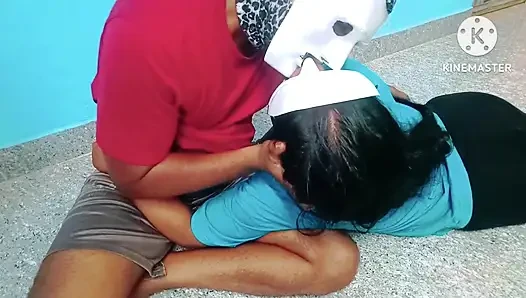 Patronuma kocama iş alması için özel muamele verdim - erotik inleme ile tam tamil ikramı