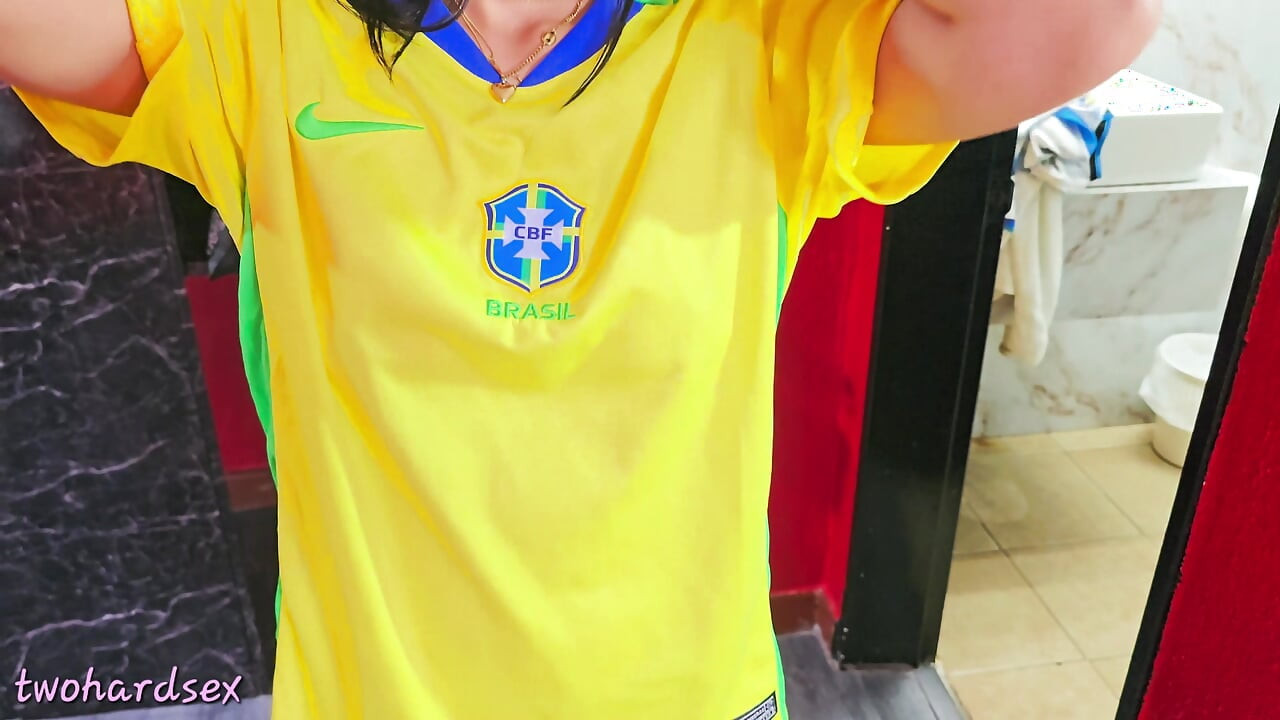 Stepsister in Brazil T-shirt gets very horny and fucks her stepbrother