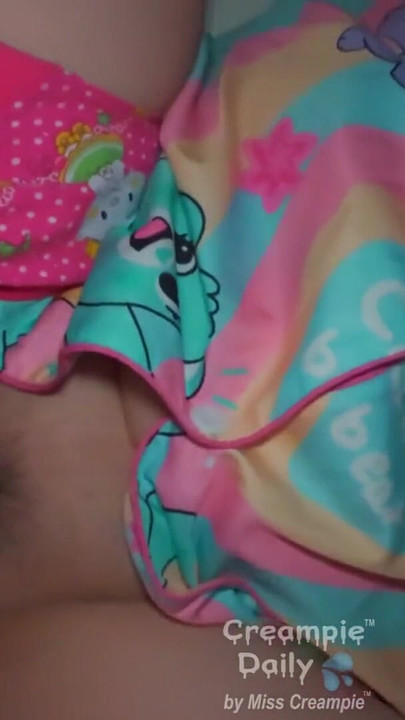 Je me fais baiser par mon beau-père qui reçoit un énorme creampie | Clip 1